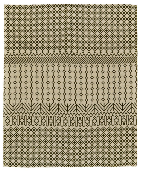 8' X 10' Ivory And Green Argyle Hand Woven Area Rug