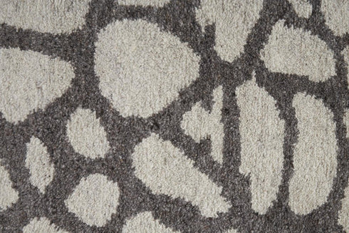 5' X 8' Ivory And Gray Wool Abstract Hand Knotted Area Rug