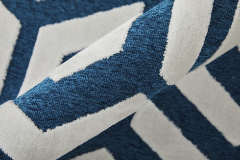 8' Blue Green And White Geometric Round Rug