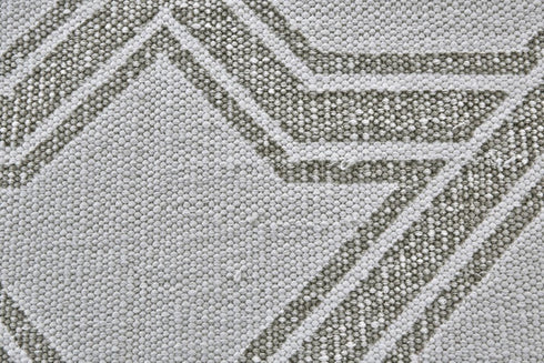 8' X 10' Gray And White Geometric Hand Woven Area Rug