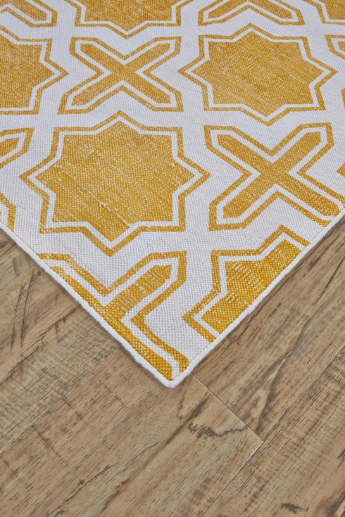 8' X 10' Yellow And White Geometric Hand Woven Area Rug