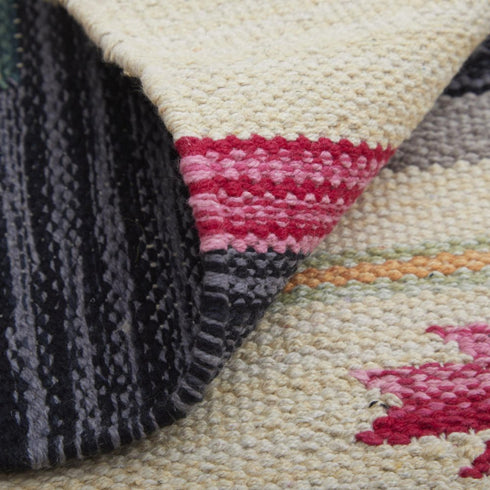 8' X 10' Tan Black And Orange Southwestern Hand Woven Area Rug