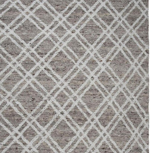 8' X 10' Tan And Ivory Wool Geometric Hand Tufted Area Rug