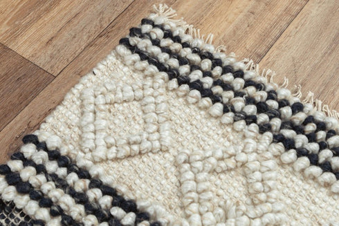 8' X 10' Beige Navy Blue And Blue Wool Geometric Hand Woven Area Rug