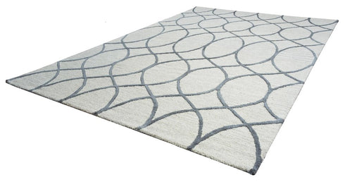 7' X 10' Ivory And Gray Wool Trellis Hand Tufted Area Rug