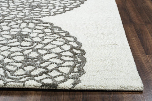8' X 10' White And Ivory Wool Geometric Hand Tufted Area Rug