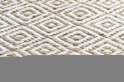 8' X 10' Natural And Beige Wool Geometric Hand Woven Area Rug
