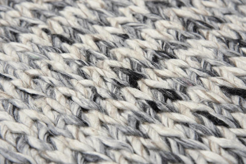 8' X 10' Beige And Gray Wool Hand Woven Area Rug