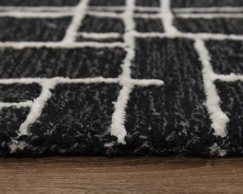 5' X 8' Black And Ivory Wool Geometric Hand Tufted Area Rug