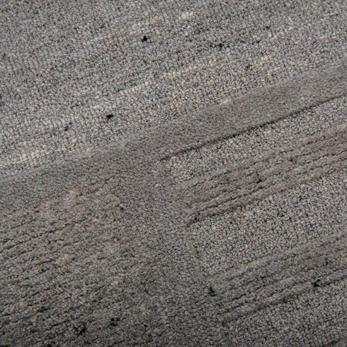 8' X 10' Gray Light Gray And Dark Gray Wool Plaid Hand Tufted Area Rug