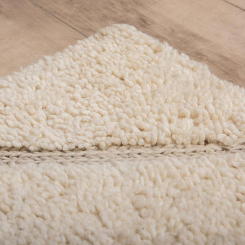 5' X 8' Cream And Beige Wool Abstract Hand Tufted Area Rug