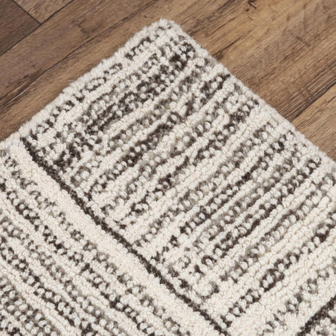 8' X 10' Gray And Natural Wool Checkered Hand Tufted Area Rug
