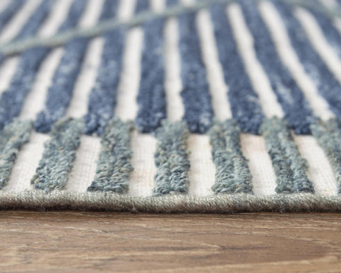 8' X 10' Blue And Ivory Geometric Hand Tufted Area Rug