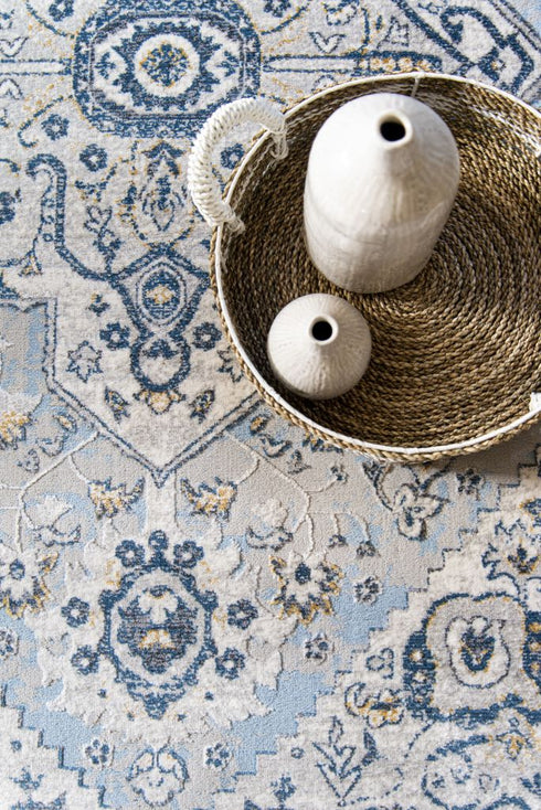 United Weavers Veronica Adaleigh Blue/Grey Area Rug