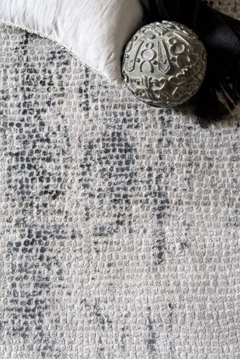 United Weavers Veronica Benidict Grey Area Rug