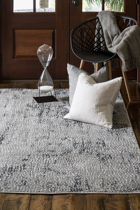 United Weavers Veronica Benidict Grey Area Rug