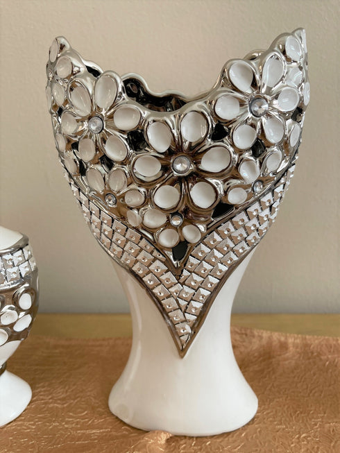 Adore the Decor™ 3 Piece 9" Vase Set